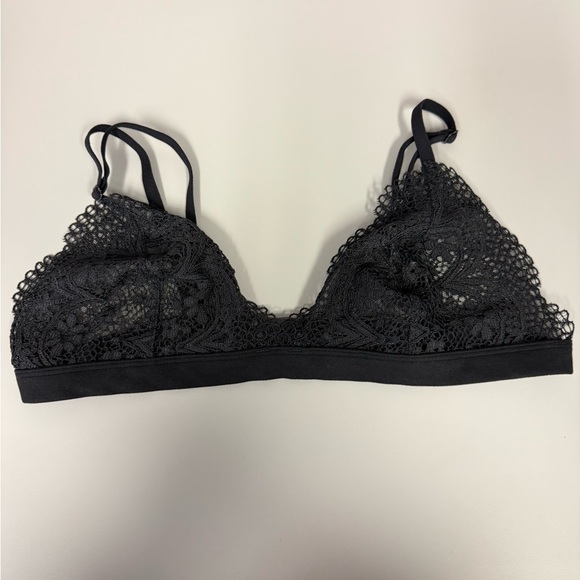 Victoria’s Secret‎ Women Size Large Black Lace Bralette - Picture 1 of 6